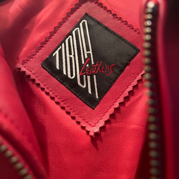 Vintage Leather Jacket - Picture 2 of 3